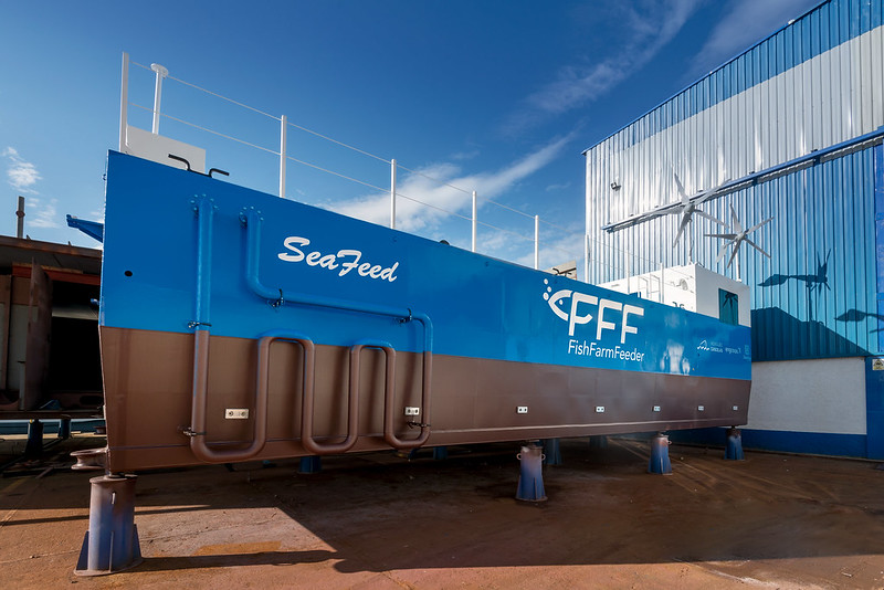 offshore feed barge